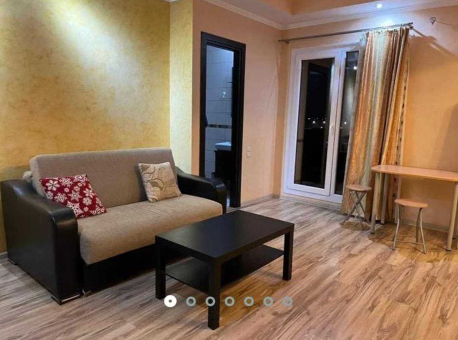 Vand garsoniera Cosmopolis