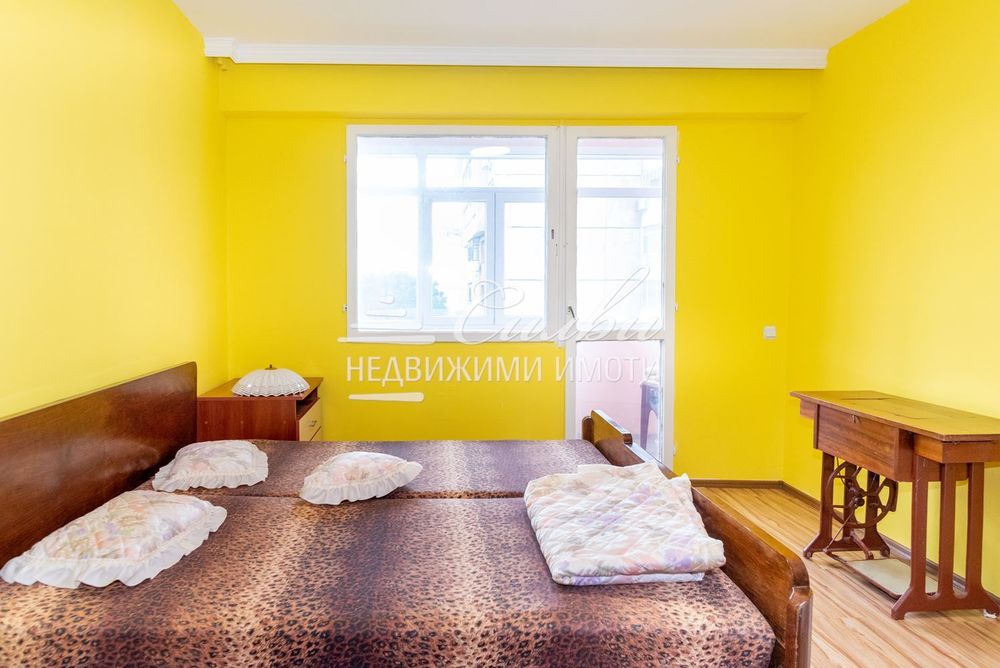 Продава се Тристаен апартамент в Шумен, Добруджански - 76 кв.м за 1510 €/кв.м - Снимка #6