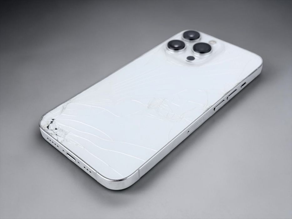 Apple iPhone 13 Pro 128GB Silver Отличен!