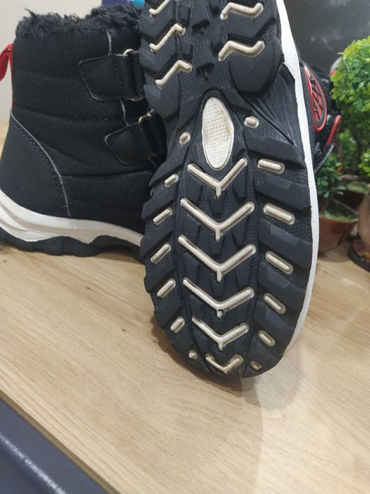 Детски боти за момче