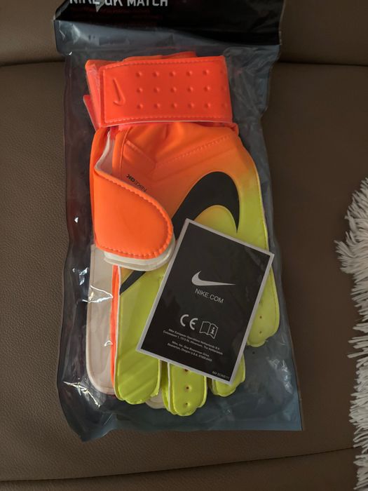 Футболни ръкавици NiKE