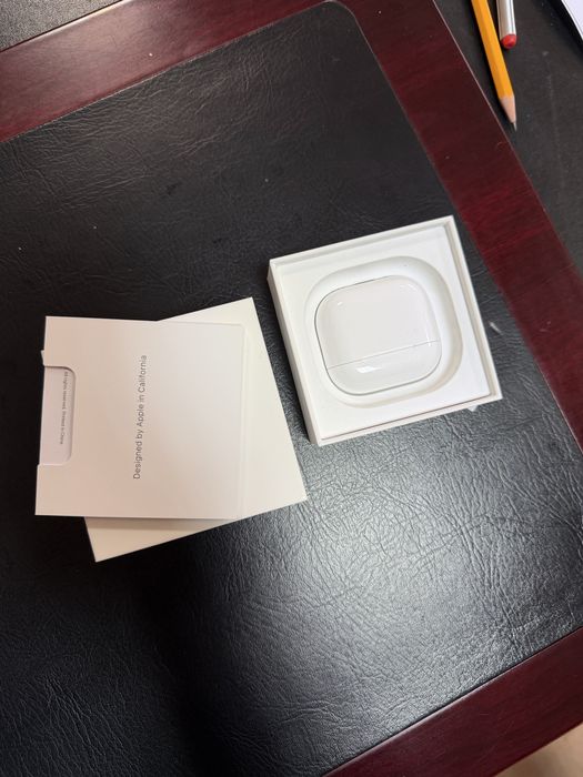 Vand Casti Apple aipods 4