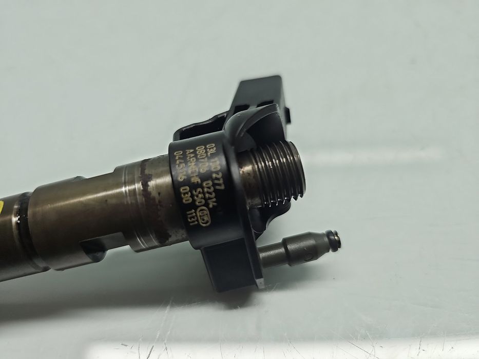Injector AUDI A3 (8P1) [Fabr 2003-2012] 03L130277, 0445116030 2.0 TDI