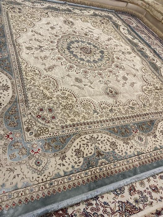 Ковры продаются по разным ценам