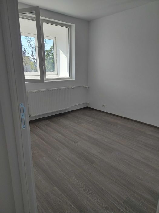 Proprietar, apartament 2 camere semidecomant, renovat, Militari, Gorjului