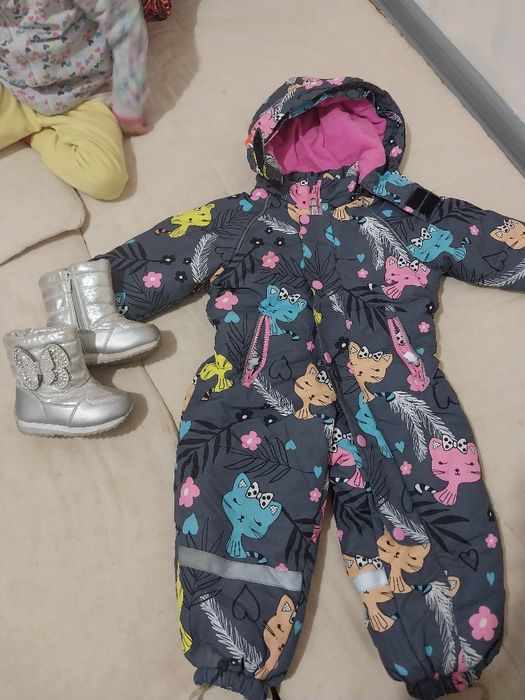 Комбинезон для девушек + обувь размер 23
