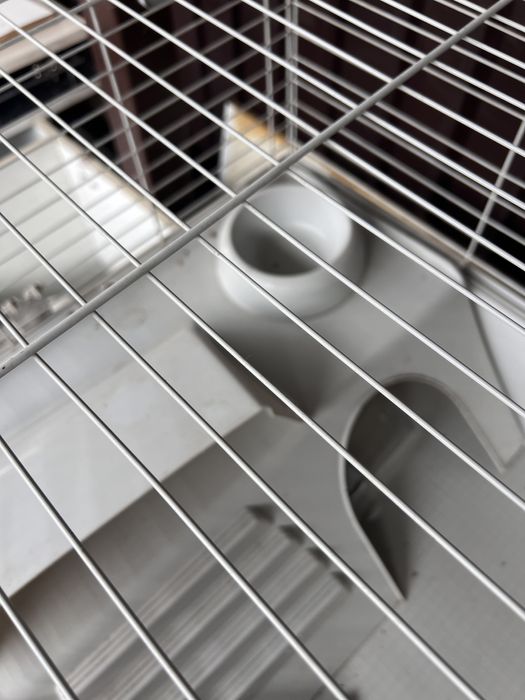 Продам клетку в хорошем состоянии