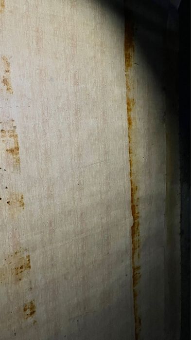 Линолеум бывшего употребления.