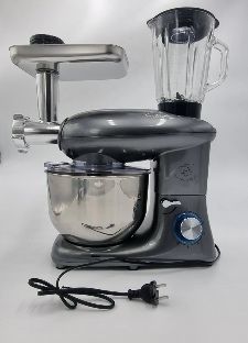 кухненски робот е модел Royal Swiss SM-1505BM