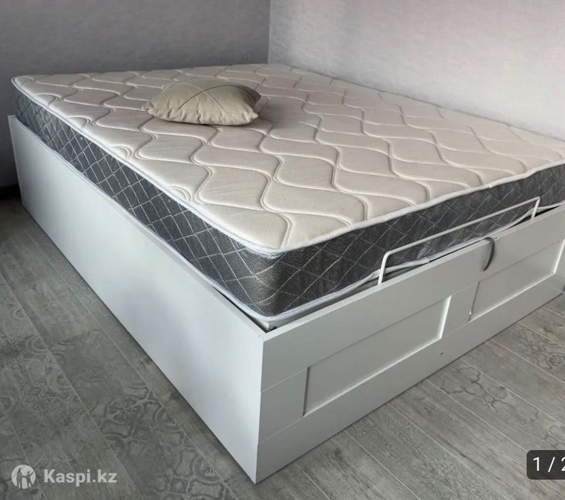 Кровать ИКЕА белая
