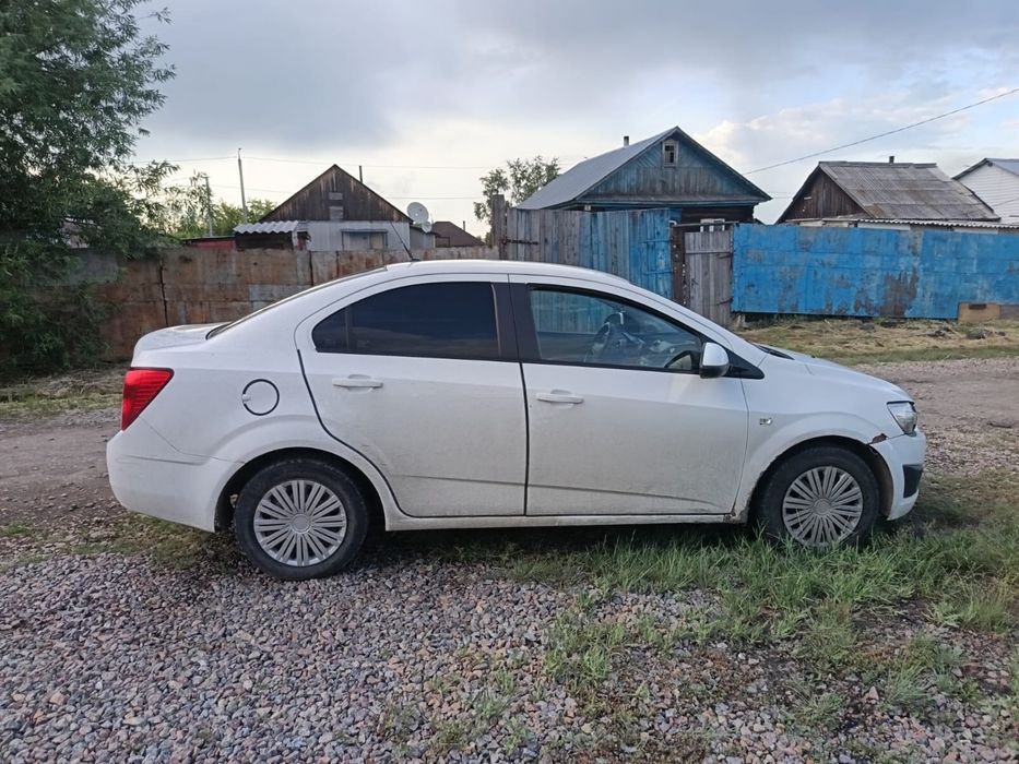 продам машину шевролет AVEO
