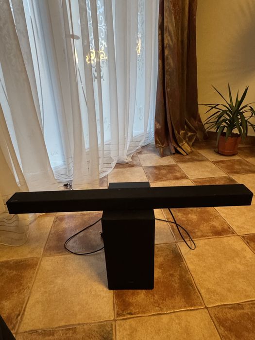 Soundbar Samsung HW-A450 cu subwoofer wireless 300W
