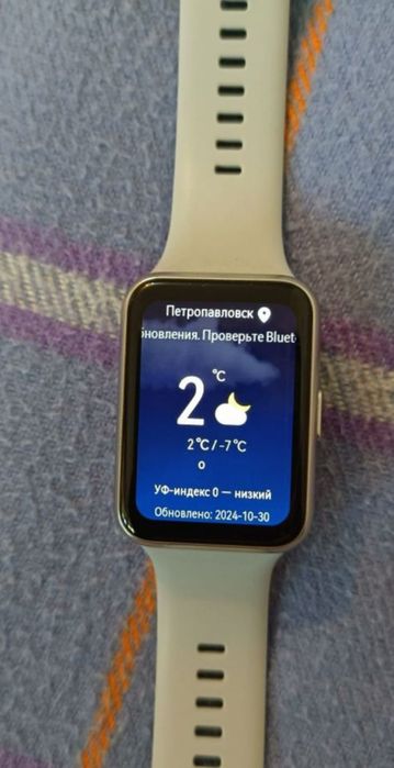 Смарт-часы Huawei Watch FIT 2
