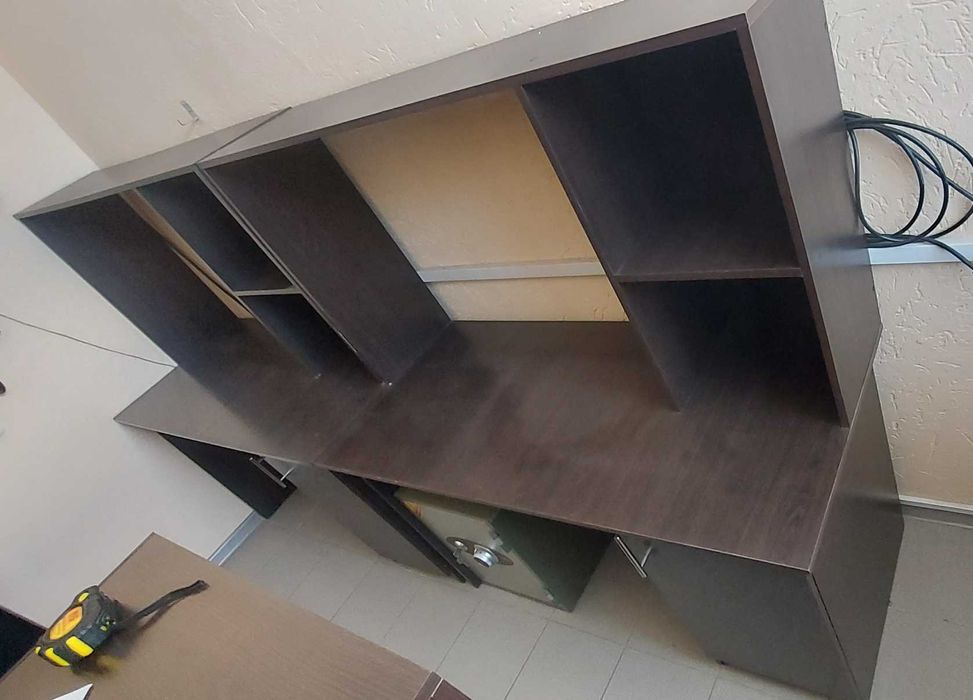 Стол офисный с приставкой