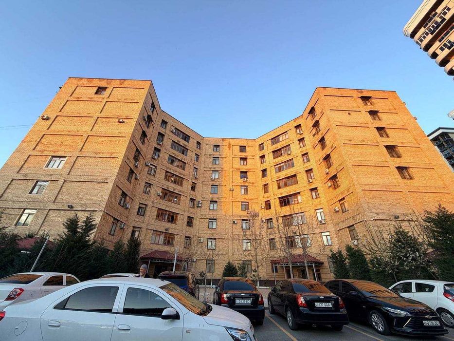 ПРОДАЁТСЯ‼️ 2-комнатная квартира — Банковский дом