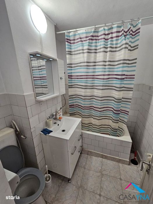 Central, ap.- 2 camere, decomandat, mobilat/utilat