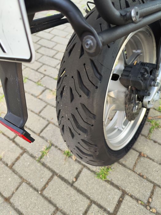 Kawasaki Versys 650 – 2007 – 39.000 km – 3 cutii, crash bars, touring