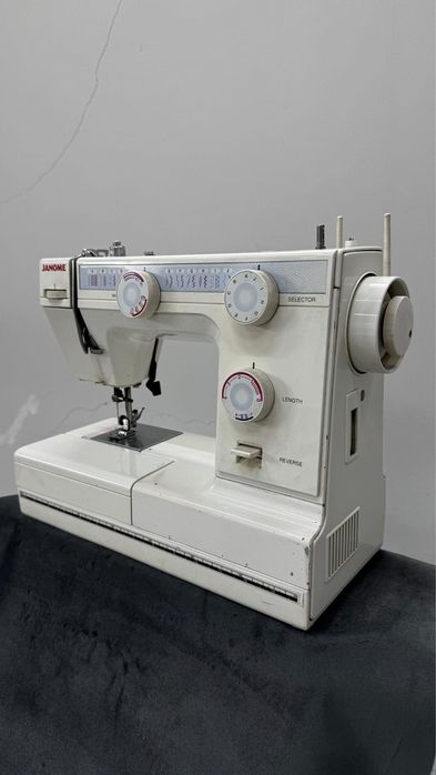 Швейная машинка janome 398J