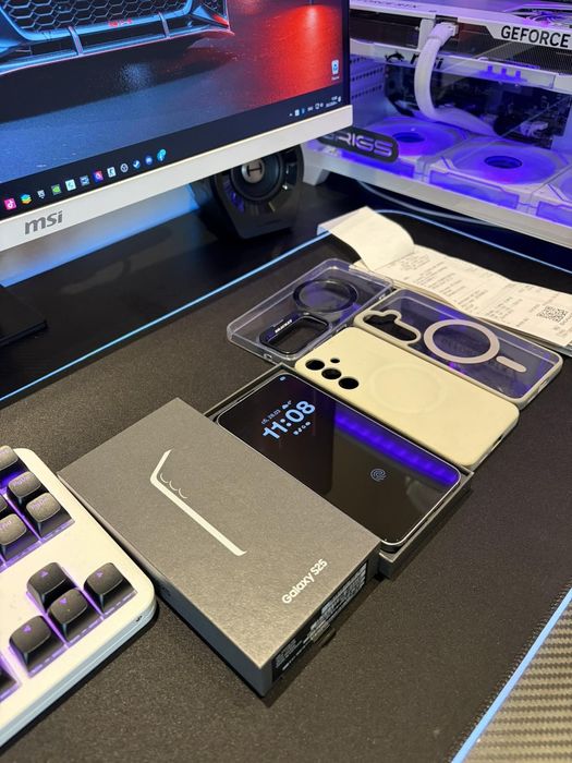 S25 256GB  Неразличим от нов на 40 Дни!