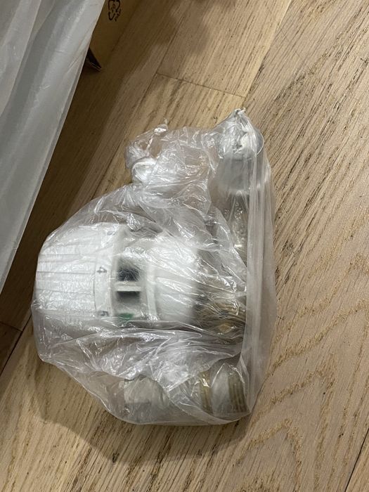 Батарея новая алюминивый