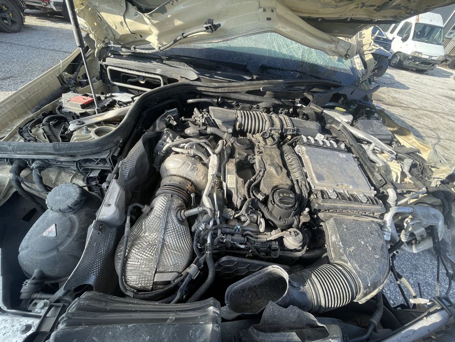 На части Мерцедес Е220 cdi W213 Седан