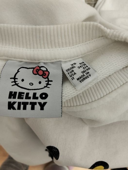 Vând bluză fete...