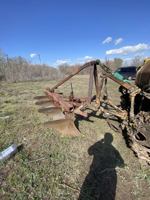 Продам плуг дт 4 корпусной