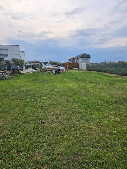 Inchiriez teren Bucuresti sect. 5, 830 mp, imprejmuit, 790 e/luna