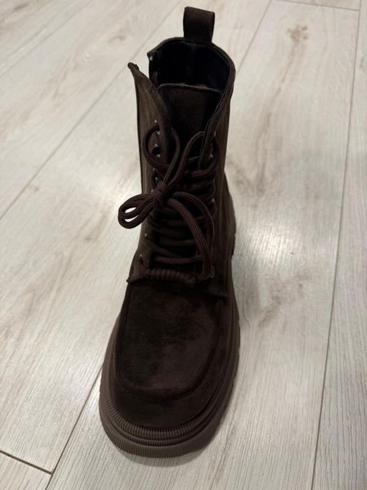 Зимние ботинки замшевые