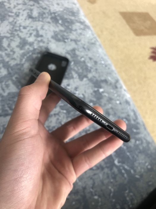 Продам iPhone XR 64Gb 78АКБ