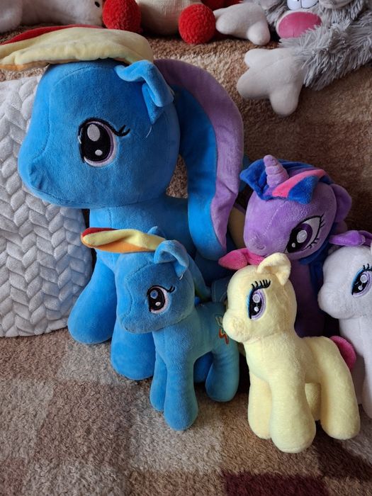 Игрушки мягкие Пони.