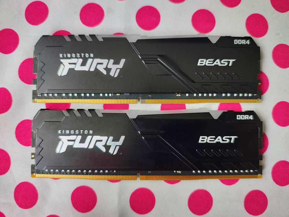 Memorie Ram Fury Beast RGB 16GB (2x8GB) DDR4 3600MHz.