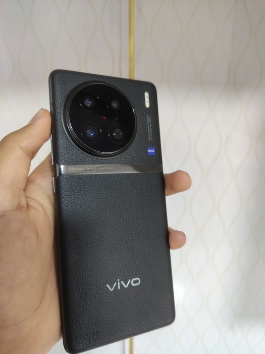 Продам Vivo x90 pro