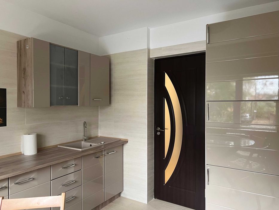 Inchiriere apartament 3 camere Piata Victoriei