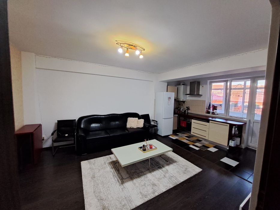 Apartament de închiriat