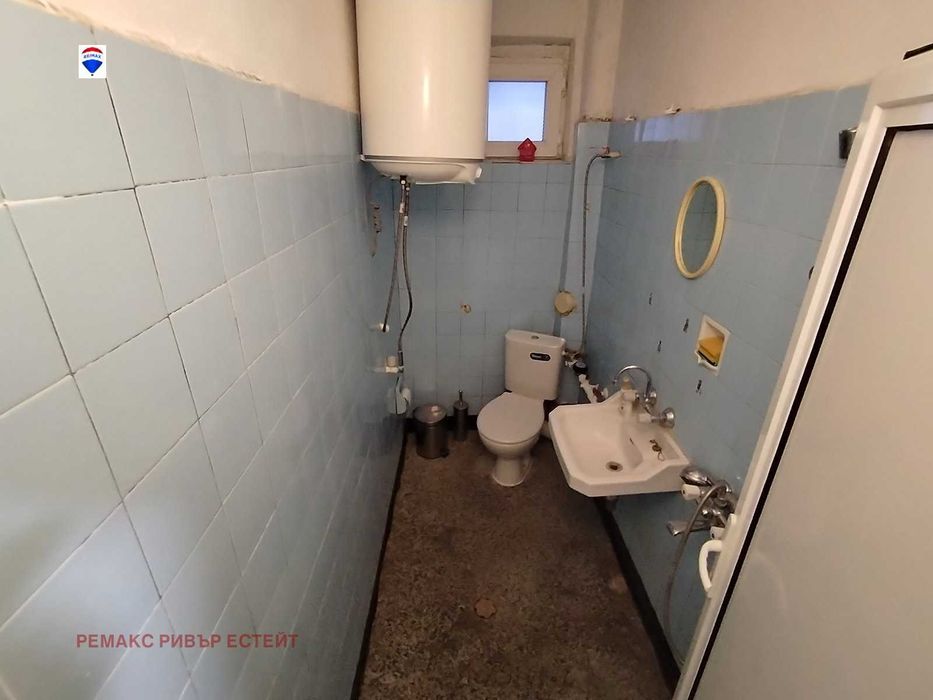 Дава се под наем Двустаен апартамент в Русе, Широк център - 60 кв.м за 255 € - Снимка #7