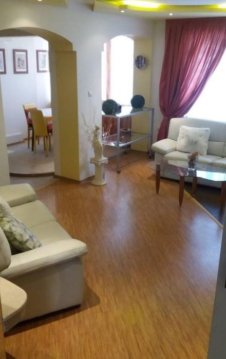 Дава се под наем Тристаен апартамент в Пловдив, Тракия - 110 кв.м за 540 € - Снимка #2