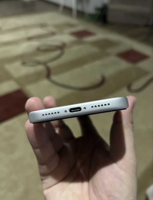 Iphone 17 pro max 70 skl