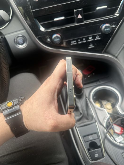 Продам Samsung S25 ULTRA