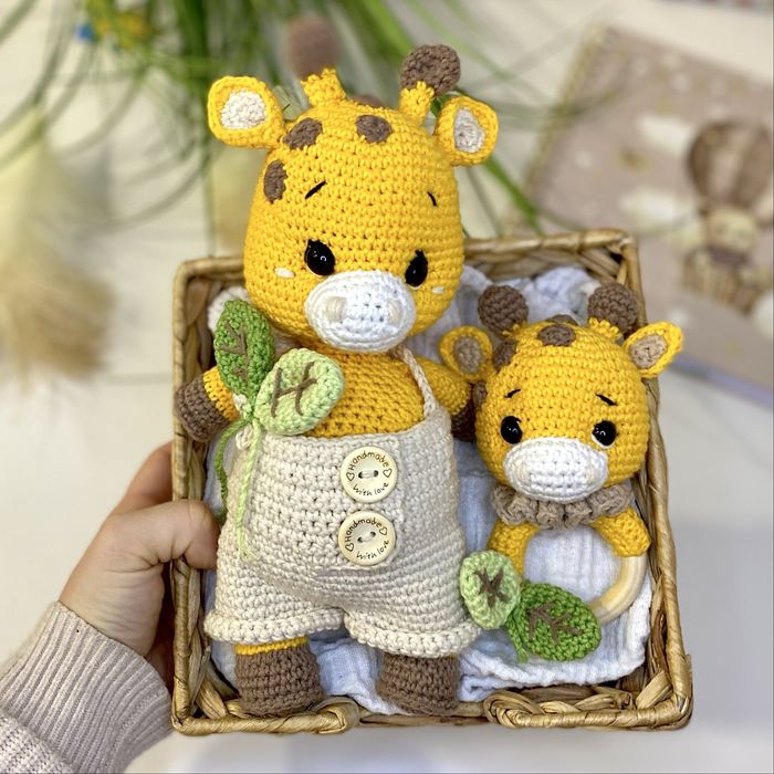 Set girafe-jucarii croșetate