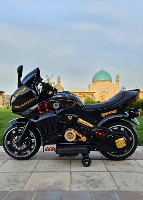 Detskiy moshina. Moto bike. Matatsikl