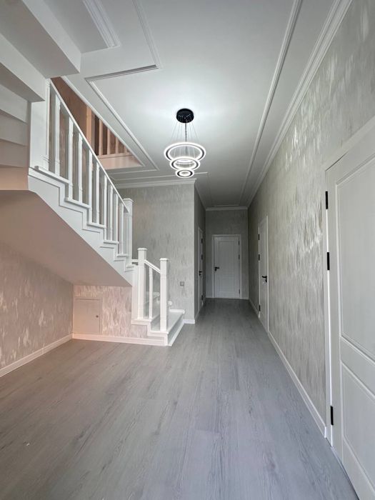 Srochno xonobod 39 balnitsa yolida 5 xonali kotta yolga 30 metr