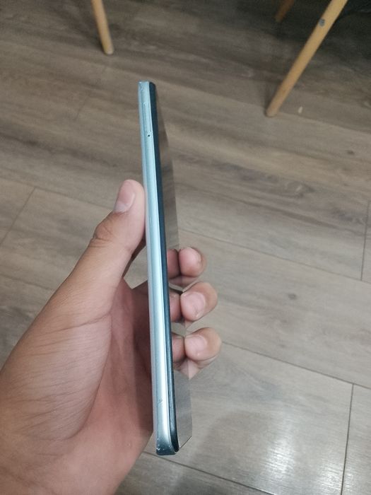 Продаю redmi 10 сломоный