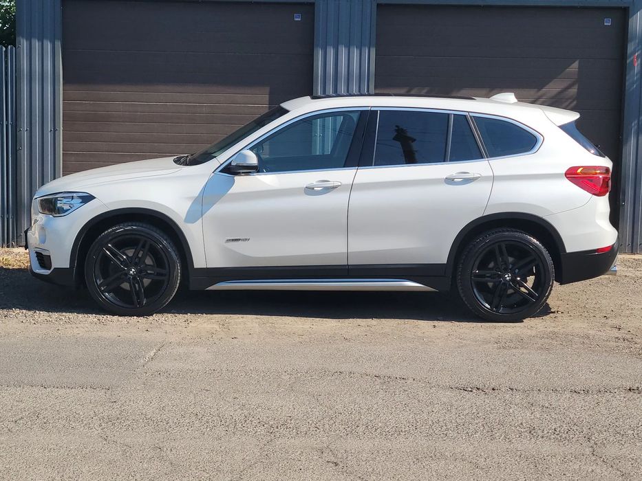 BMW X1 Bmw X1 sDrive 18i / 2017 / Plafon Panoramic