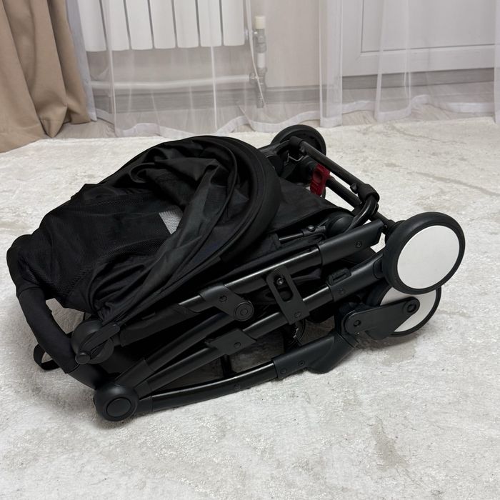 Пролам коляску в отличном состоянии