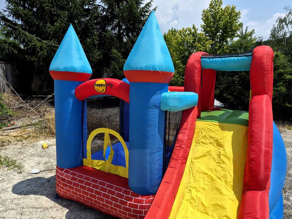 Castel gonflabil Happy Hop cu tobogan şi pompă inclusă - Spațiu de joacă copii