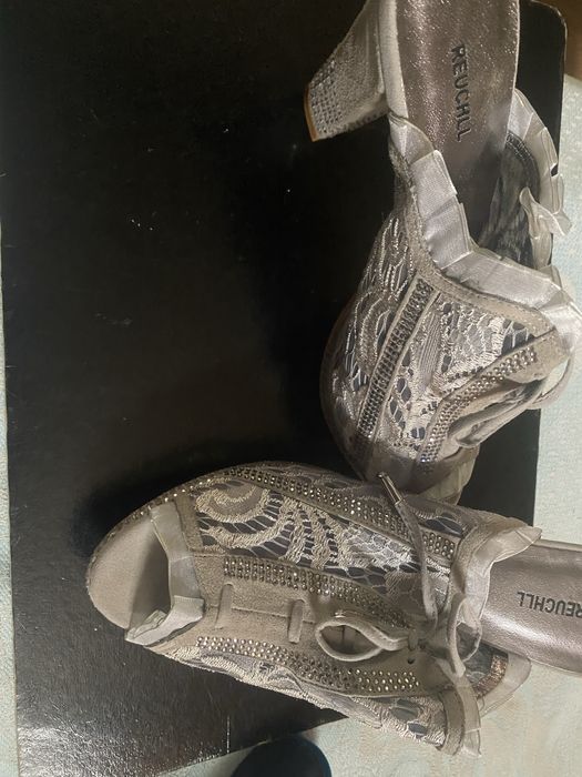 Женская обувь новая