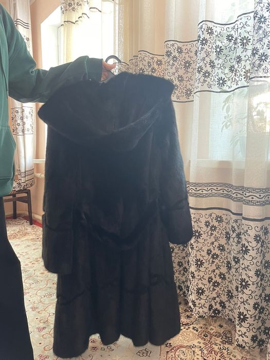 Шуба норка,хорошом качестве,модно