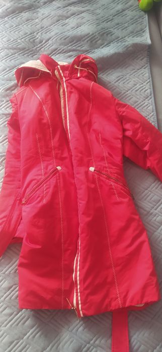 продам куртку демисезоную