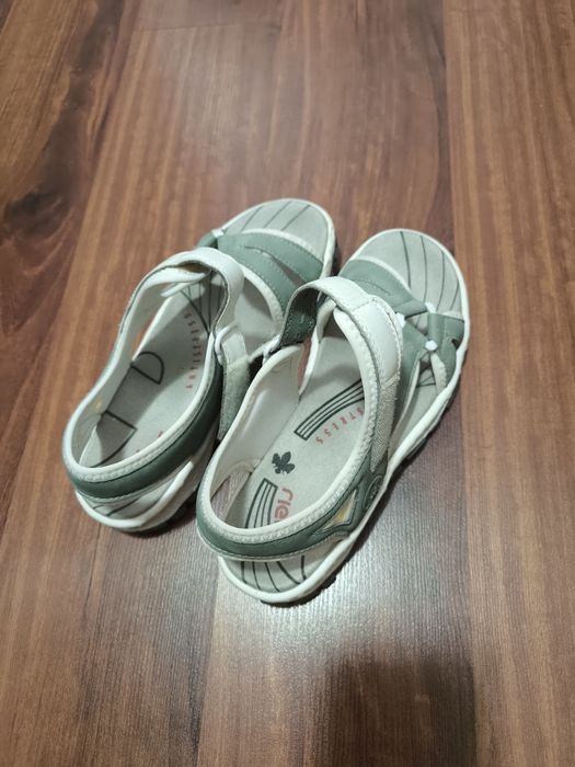 Обувь  , сандали для девочек размер 38 .